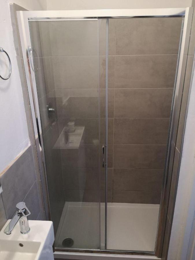 בולוניה Camera E Bagno Privato A 3 Minuti Dalla Stazione מראה חיצוני תמונה