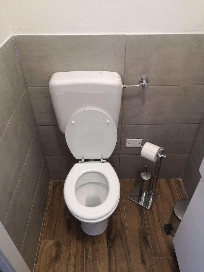 בולוניה Camera E Bagno Privato A 3 Minuti Dalla Stazione מראה חיצוני תמונה